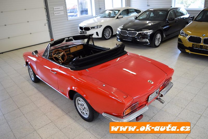 Fiat 124 Spider 1.6 SPORT SPIDER rv 1969 - fotka 5 z 50