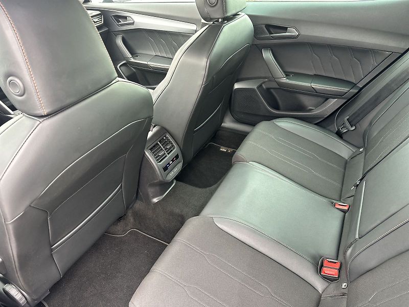 Cupra Formentor (2024) 2.0 TSI 4Drive DSG - fotka 9 z 35