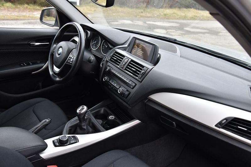 BMW Řada 1 1.6d 6st, KLIMA, TEMPOMAT, ALU - fotka 46 z 50