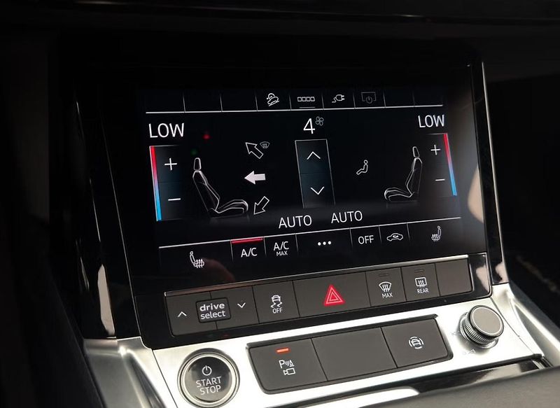 Audi Q8 e-tron 55 Quattro Kamera Tažné - fotka 19 z 36