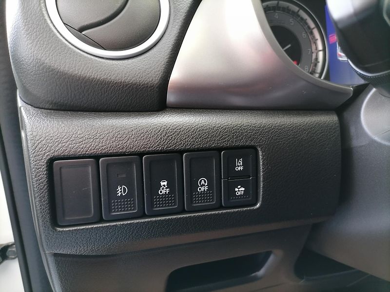 Suzuki Vitara (2018) 1.6 VVt Elegance - fotka 9 z 19