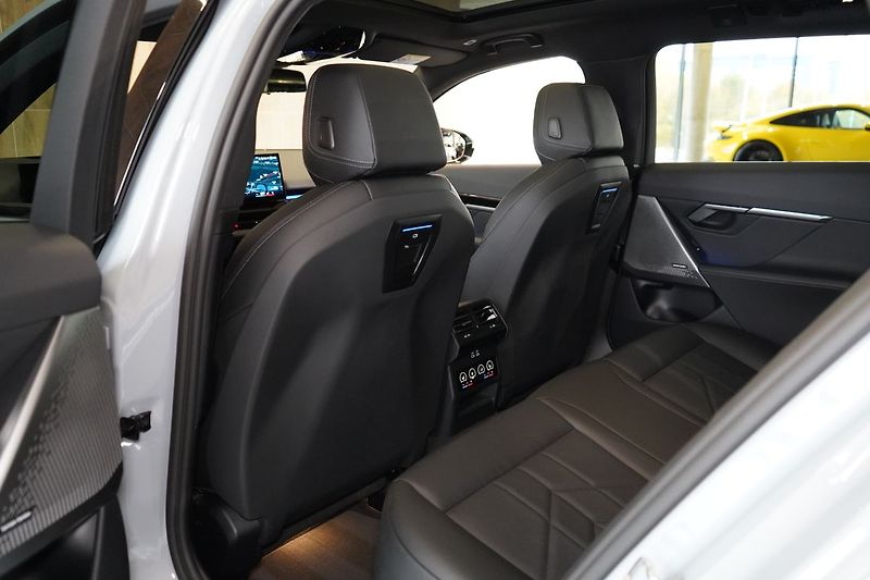 BMW Řada 5 540d xDrive, M Pro, Ventilace - fotka 41 z 46