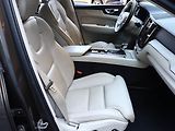 Volvo XC60 (2017) Inscription D5 AWD - náhled 7