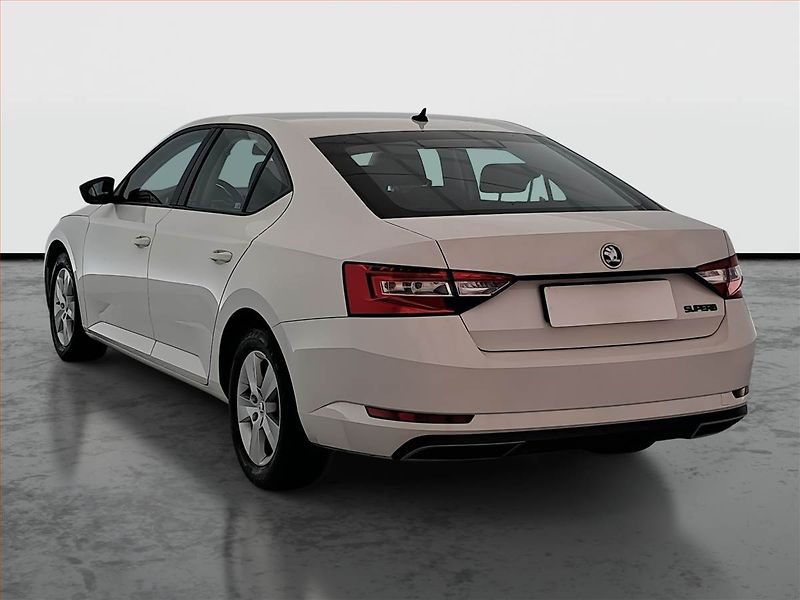 Škoda Superb (2015) 1.6 TDI, Tempomat - fotka 4 z 15