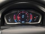 Volvo XC70 D5 AWD MOMENTUM CZ AUT - náhled 16