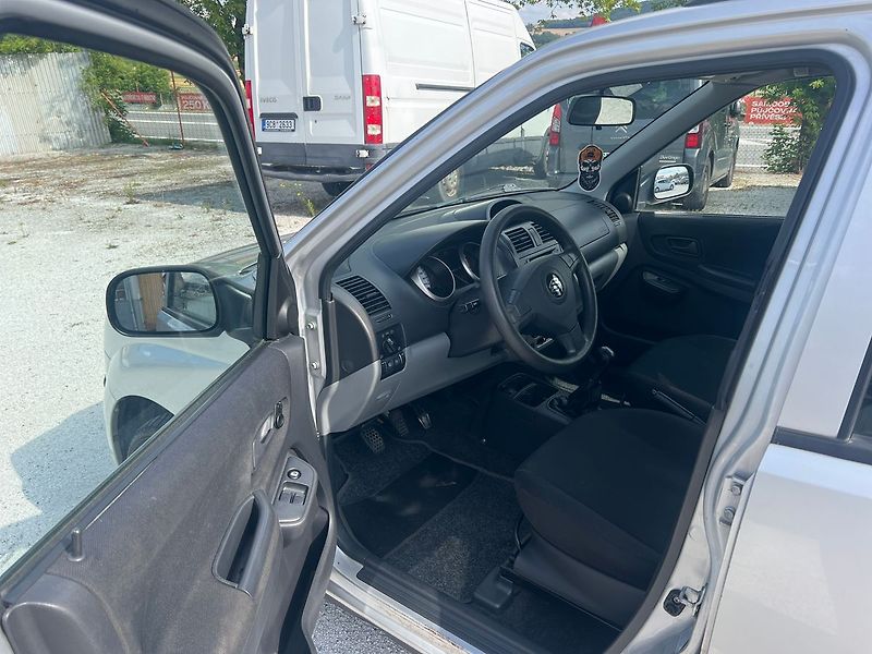 Suzuki Ignis 1.3 4x4 - fotka 12 z 14