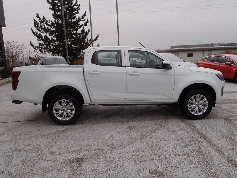 Isuzu D-Max Double Cab LS - fotka 4 z 25