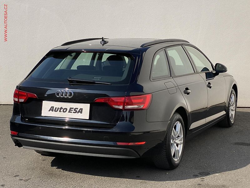 Audi A4 (2018) 1.4 TFSi, Bixen, panor, navi - fotka 4 z 17