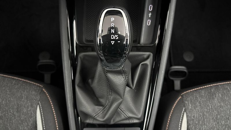Škoda Scala 1.0 TSI DSG Style - fotka 22 z 24