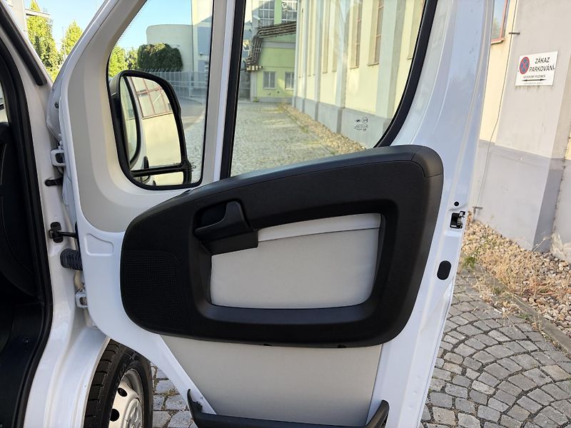 Fiat Ducato  / Rezervace - fotka 17 z 27