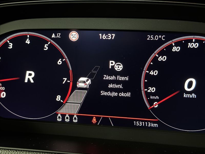 Volkswagen Passat 2,0 TSi  DSG Elegance Virtual - fotka 32 z 47