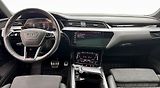 Audi Q8 e-tron 55 Q 360k Pano Tažné Matrix  - náhled 11