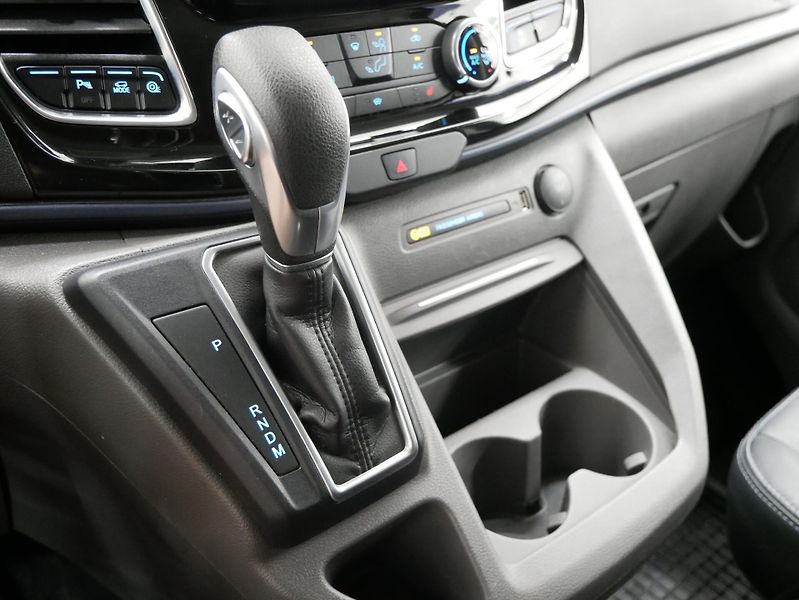 Ford Tourneo Custom - fotka 21 z 25
