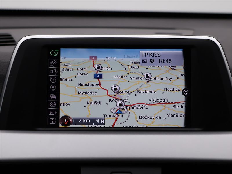 BMW X1 2.0 18d  xD Aut CZ Advantage - fotka 16 z 28