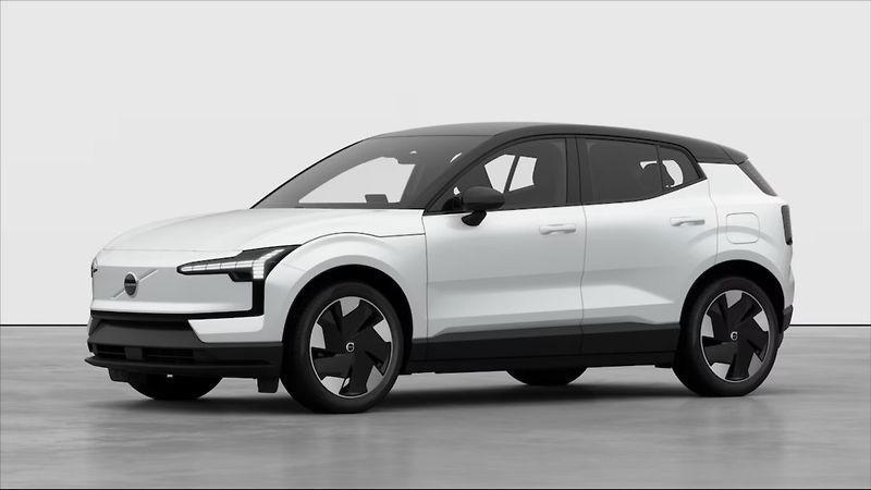 Volvo EX30 (2024) 0,0   PLUS TWIN motor Performa - fotografie inzerátu