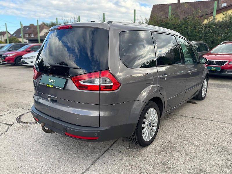 Ford Galaxy - fotka 2 z 13