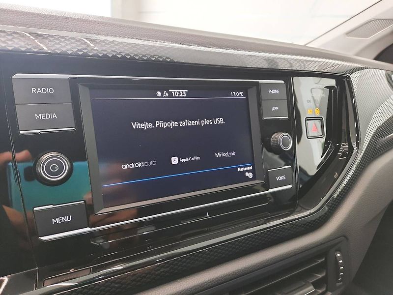 Volkswagen Taigo (2022) 1.0 TSI (70kW95k) Life - fotka 14 z 21