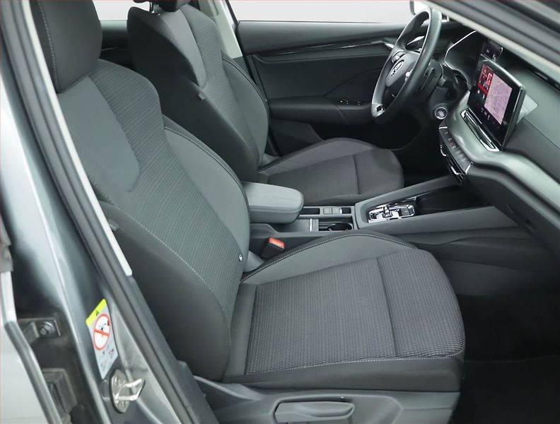 Škoda Octavia (2023) 1.5 TSI e-tec, Automat - fotka 9 z 17