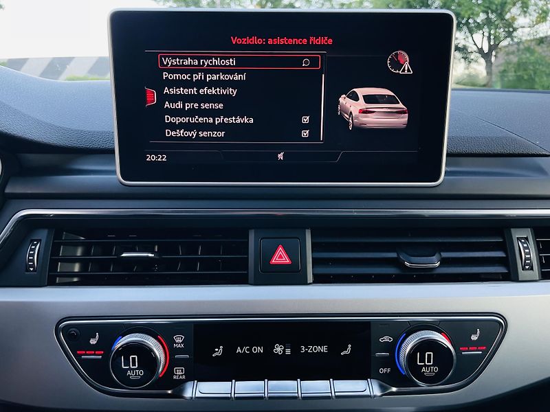 Audi A5 2.0i 140KW AUT KAMERY SERVISKA - fotka 48 z 56