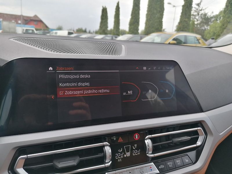 BMW Řada 3 (2022) 2.0 318IA 115kW Kůže - fotka 20 z 36