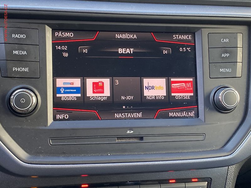 Seat Arona (2019) 1.6 TDi, Style, LED, TZ - fotka 15 z 17