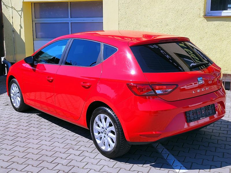 Seat Leon 1,2TSi Style po SERVISE - fotka 7 z 49