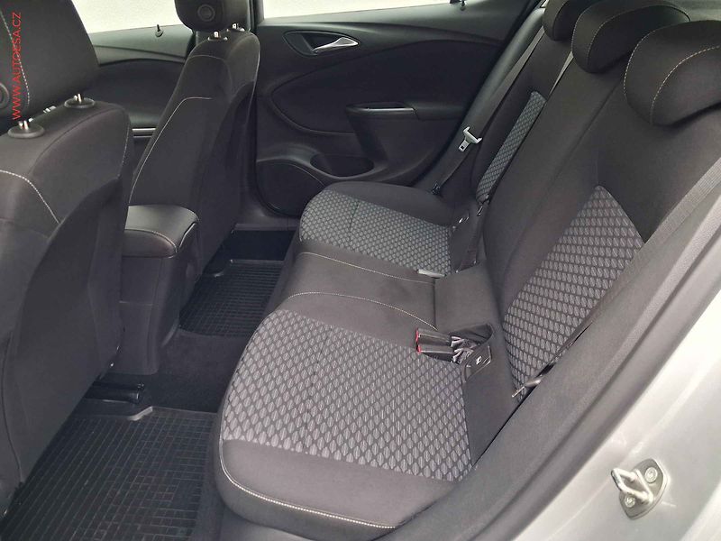 Opel Astra (2017) 1.6CTDI, ČR, servis.kniha - fotka 10 z 17