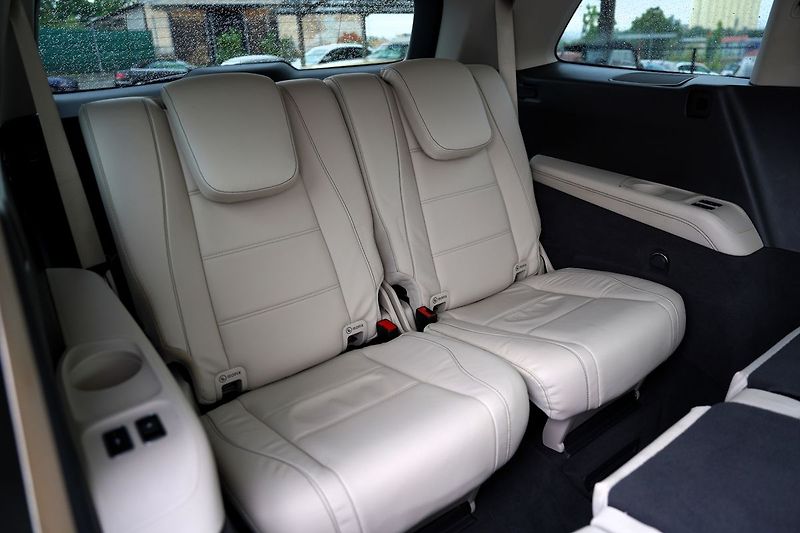 Mercedes-Benz GLS 350d 4Matic /21/360/7míst/ČR - fotka 34 z 50