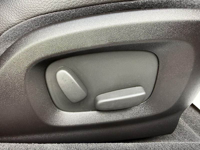 Jaguar XF 3,0 V6 Diesel Lux Automat - fotka 24 z 40