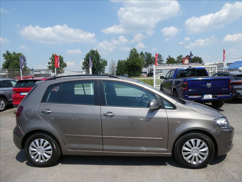 Volkswagen Golf Plus 1,4 TSi 90kW DSG po servise - fotka 10 z 31
