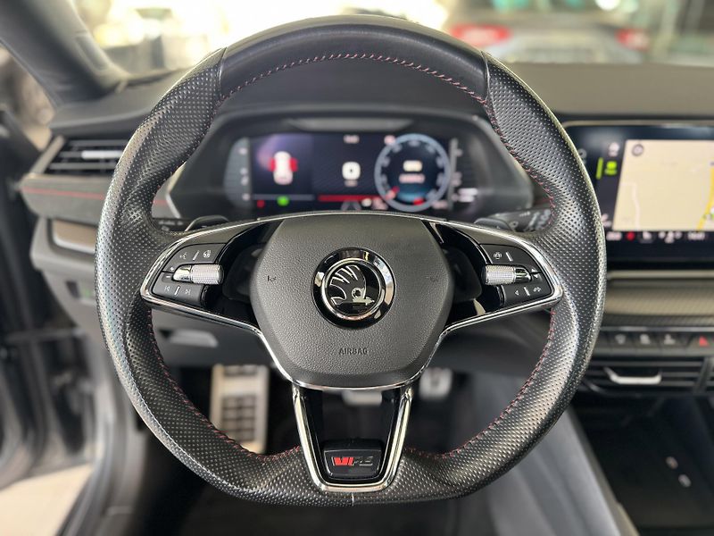 Škoda Octavia RS 2,0TDI*DSG*HUD*REZERVACE! - fotka 24 z 34