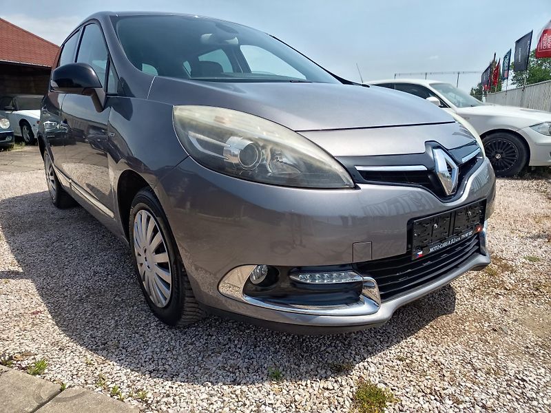 Renault Scénic (2014) 1.2 97kw 114tis Km - fotka 6 z 40