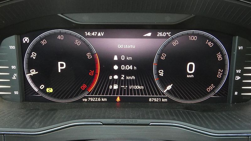 Škoda Superb Combi 1.5 TSI DSG Style - fotka 14 z 27