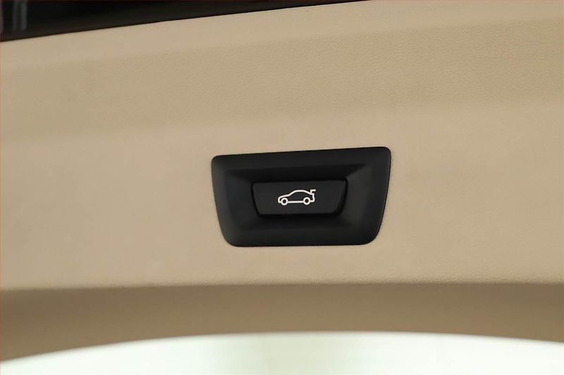 BMW X3 (2023) xDrive20d - fotka 17 z 19