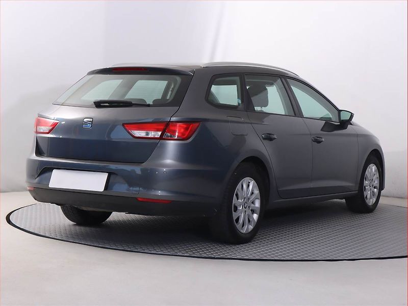 Seat Leon (2014) 1.4 TSI, Tempomat - fotka 5 z 17