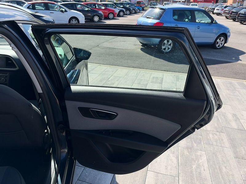 Seat Leon (2019) 1,6 TDI 85 KW - fotka 23 z 35