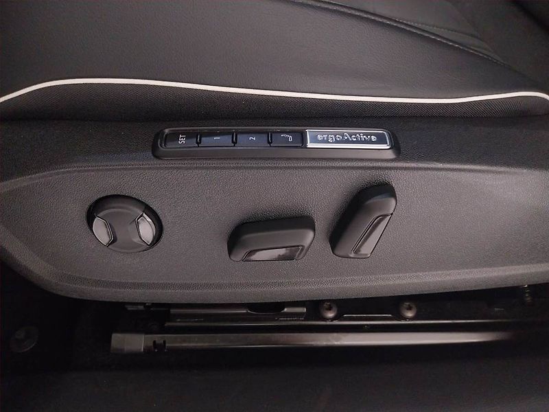 Volkswagen ID.5 (2022) Pro Perf. (82 kWh), SoH 98% - fotka 24 z 26