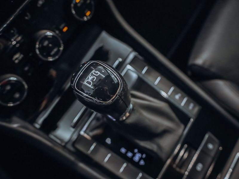 Škoda Superb 2.0TDI, Style DSG 110 kW - fotka 17 z 32