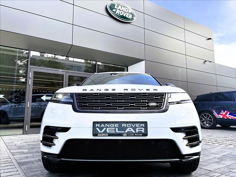 Land Rover Range Rover Velar 2,0 D200 DYNAMIC SE AWD - fotka 7 z 29