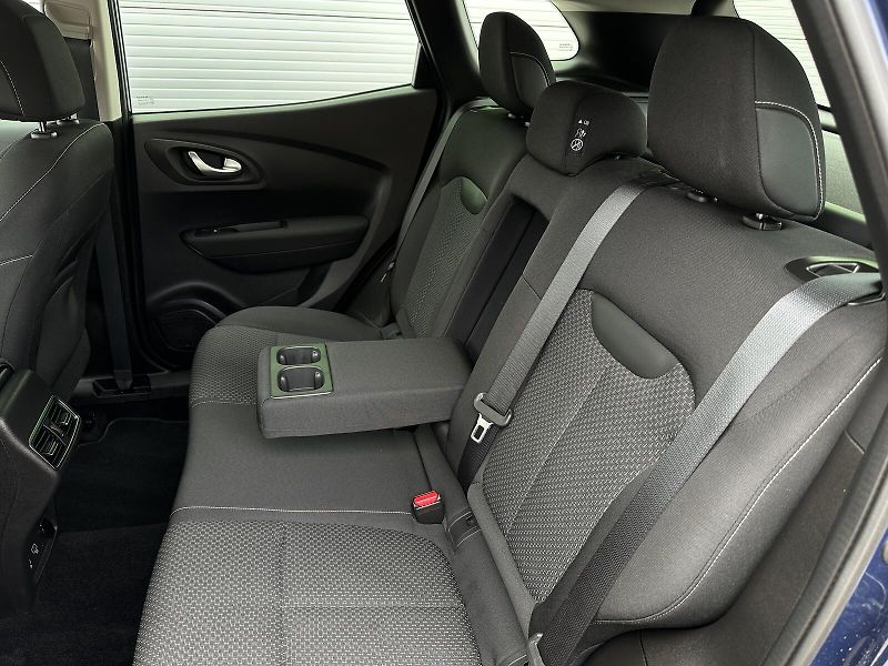 Renault Kadjar 1.3TCe 7AT EDC 140PS Tempomat - fotka 39 z 45
