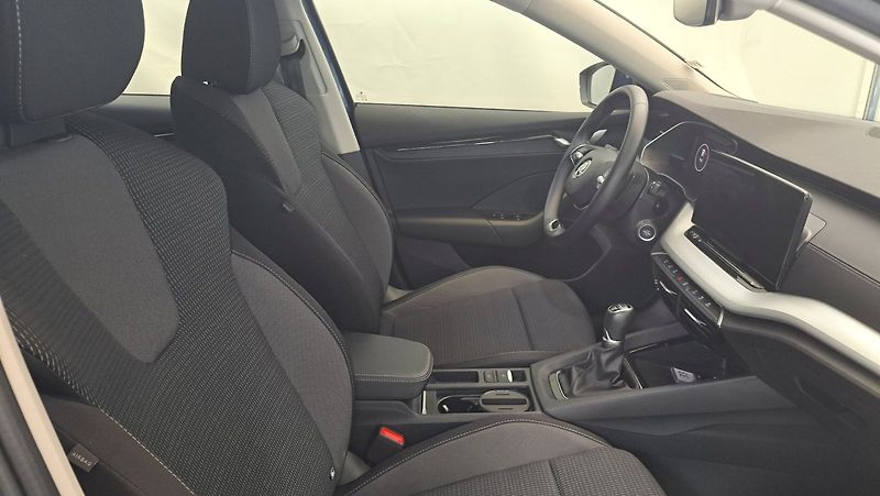 Škoda Octavia (2024) Ambition 1,5 TSI 110 kW - fotka 15 z 24