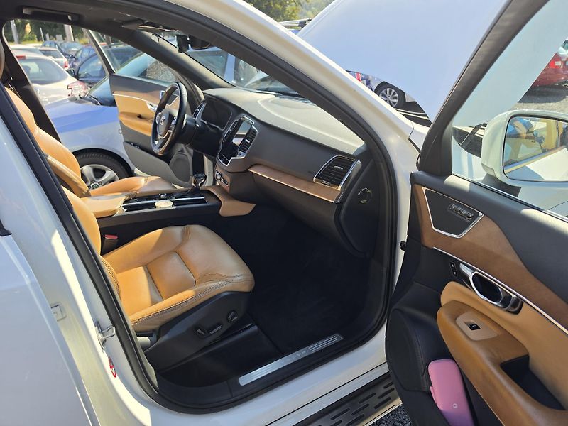 Volvo XC90 2.0D 7 míst TZ  - fotka 13 z 20