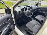 Mitsubishi Space Star 1,0 - náhled 9