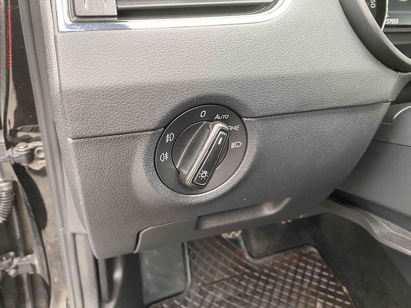 Škoda Octavia (2016) 1.6TDi, Style, bixen, navi - fotka 15 z 18