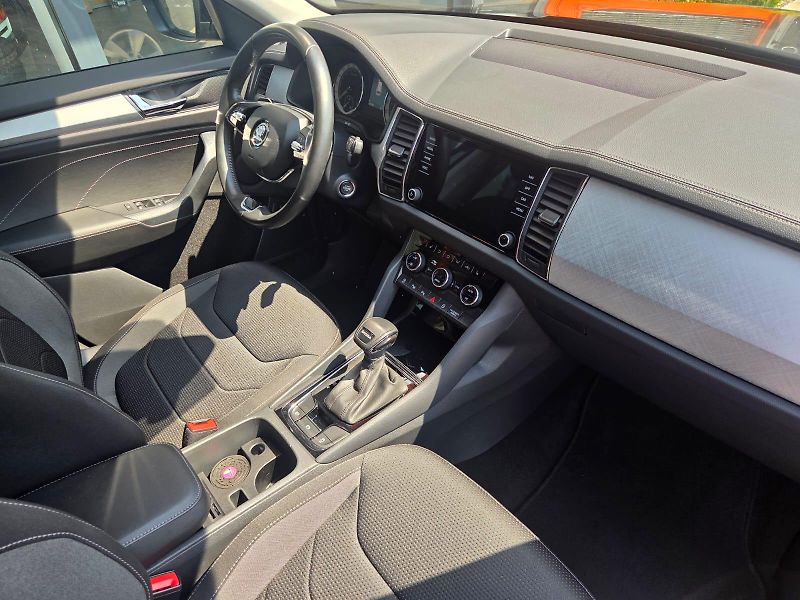 Škoda Kodiaq (2022) 2.0 TDI SERVISNÍ KNÍŽKA - fotka 5 z 10
