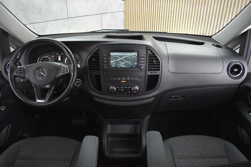 Mercedes-Benz Vito 119 CDi 4x4*LONG*8.MÍST*DPH*ČR - fotka 7 z 39