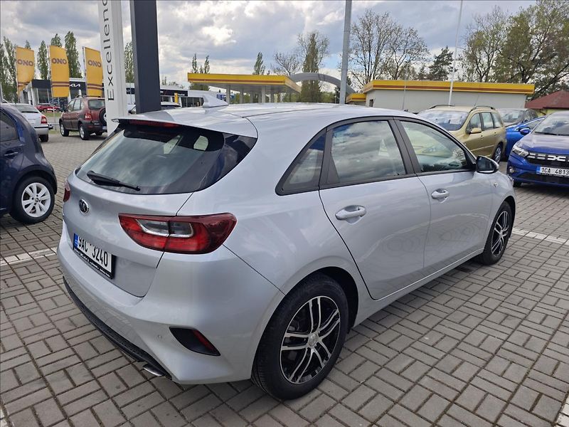 Kia Ceed 1,0 T-GDI  FRESH - fotka 6 z 22