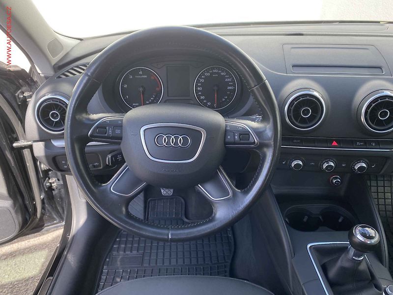 Audi A3 (2016) 1.6 TDi, 2.maj,ČR, AC, bixen - fotka 11 z 18