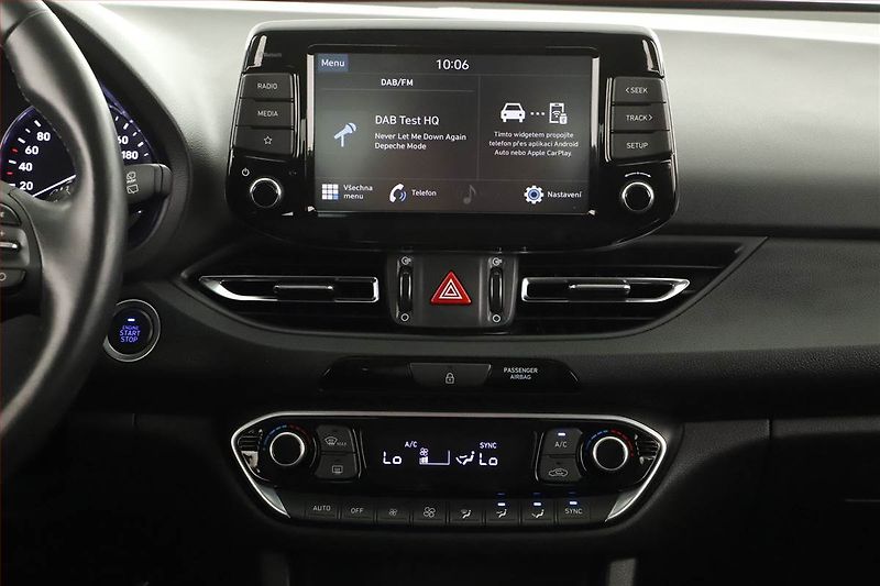 Hyundai i30 (2023) Comfort 1.0 T-GDI, Automat, ČR - fotka 9 z 14