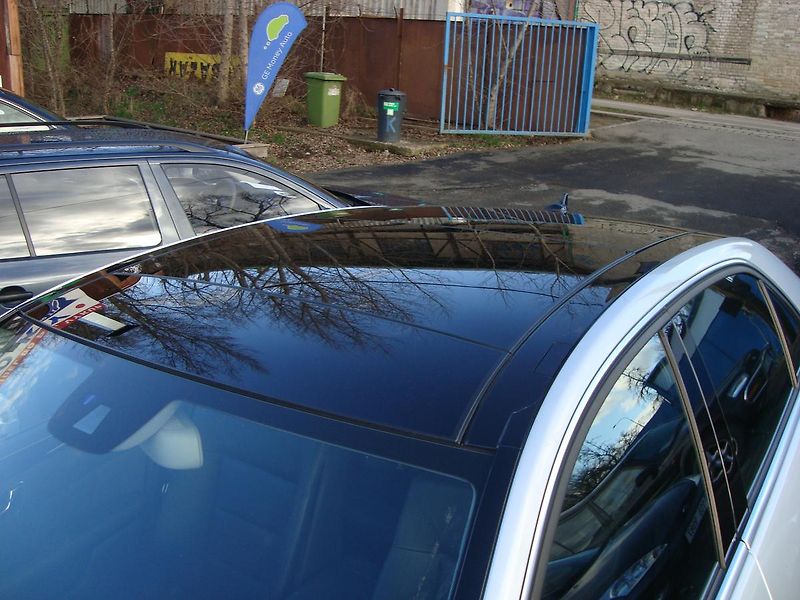 Mercedes-Benz Třídy E (2008) E 500,1.Maj. v ČR,Servisní k. - fotka 15 z 74
